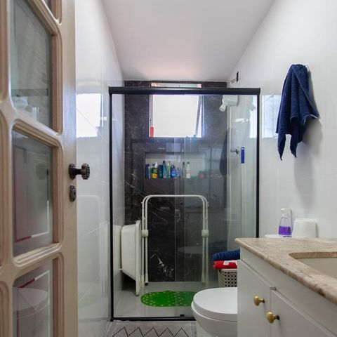 Apartamento à venda com 162m², 3 quartos e 2 vagas Apartamento à venda com 162m², 3 quartos e 2 vagasBanheiro da Suíte