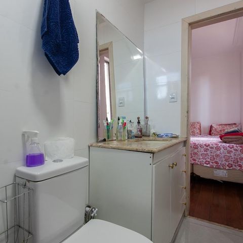 Apartamento à venda com 162m², 3 quartos e 2 vagas Apartamento à venda com 162m², 3 quartos e 2 vagasBanheiro da Suíte