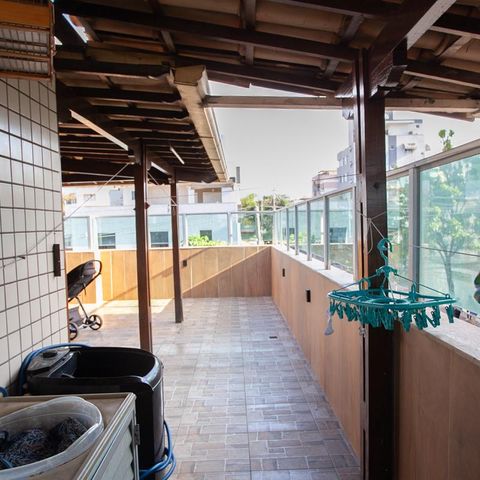 Apartamento à venda com 162m², 3 quartos e 2 vagas Apartamento à venda com 162m², 3 quartos e 2 vagasÁrea de Serviço 1