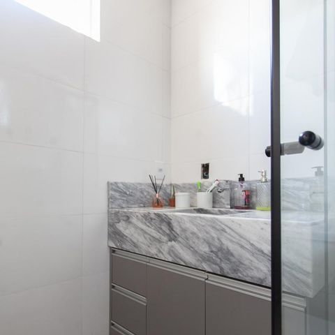 Apartamento à venda com 162m², 3 quartos e 2 vagas Apartamento à venda com 162m², 3 quartos e 2 vagasBanheiro Social