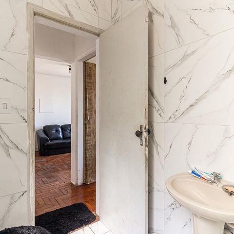 Apartamento à venda com 37m², 1 quarto e sem vagaBanheiro