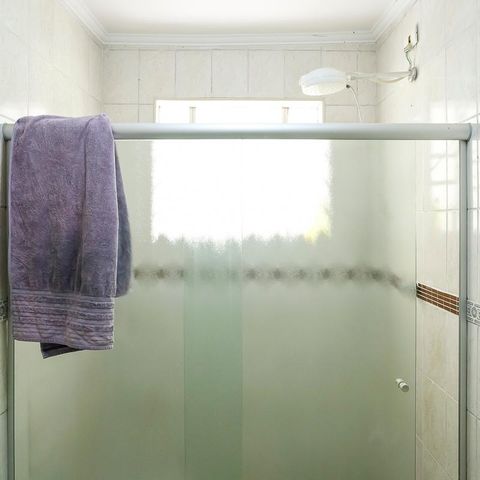 Casa à venda com 126m², 1 quarto e 2 vagasBanheiro