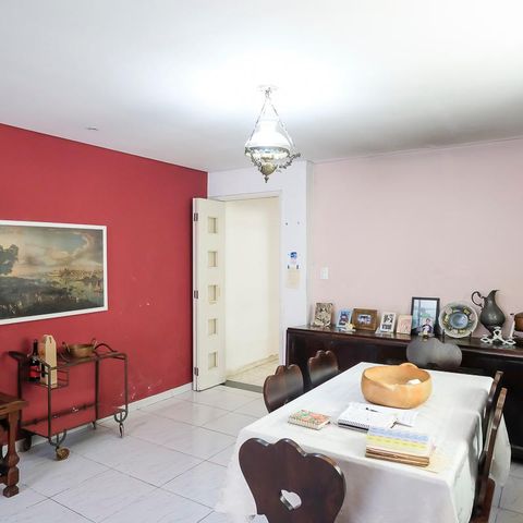 Casa à venda com 126m², 1 quarto e 2 vagasSala