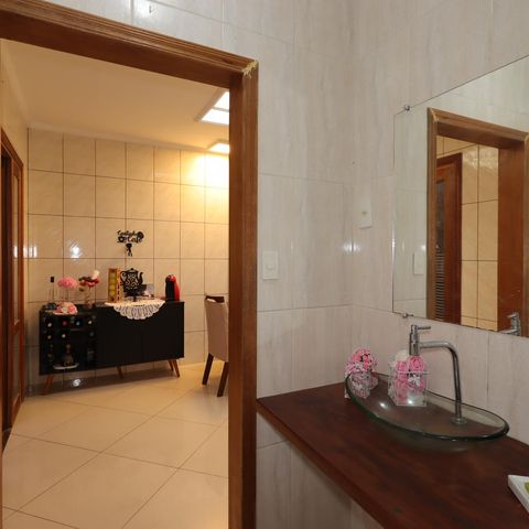 Casa para alugar com 270m², 2 quartos e 4 vagasLavabo
