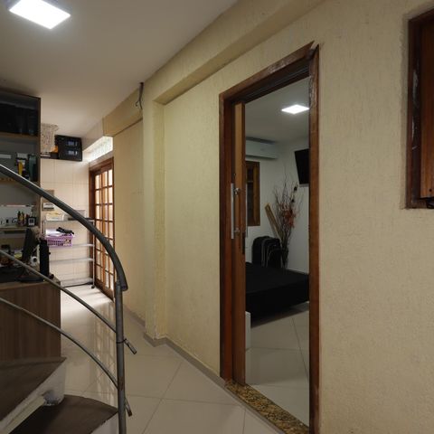 Casa para alugar com 270m², 2 quartos e 4 vagasEscritório