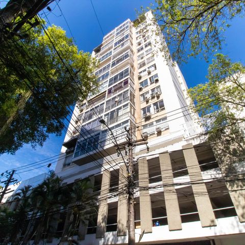 Apartamento para alugar com 194m², 2 quartos e 3 vagasFachada