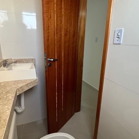Apartamento para alugar com 90m², 3 quartos e 1 vaga Apartamento para alugar com 90m², 3 quartos e 1 vagaBanheiro da Suíte