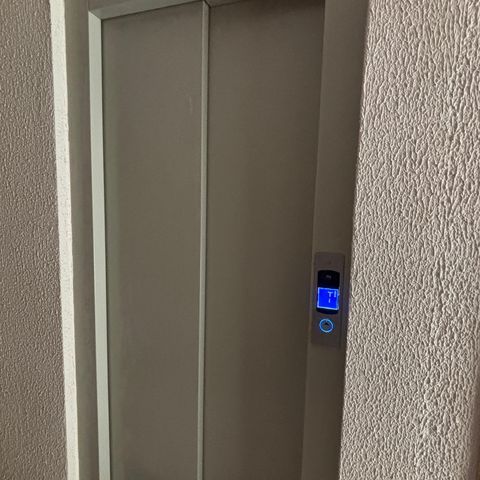Apartamento para alugar com 90m², 3 quartos e 1 vaga Apartamento para alugar com 90m², 3 quartos e 1 vagaElevador