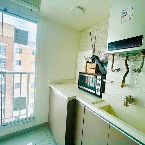 Apartamento à venda com 44m², 2 quartos e 1 vaga Apartamento à venda com 44m², 2 quartos e 1 vagaÁrea de Serviço