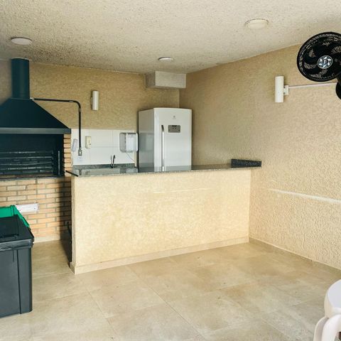Apartamento à venda com 44m², 2 quartos e 1 vaga Apartamento à venda com 44m², 2 quartos e 1 vagaÁrea comum - Churrasqueira