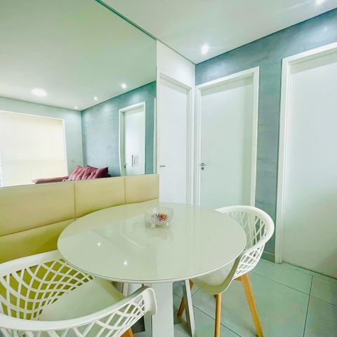 Apartamento à venda com 44m², 2 quartos e 1 vaga Apartamento à venda com 44m², 2 quartos e 1 vagaSala de Jantar