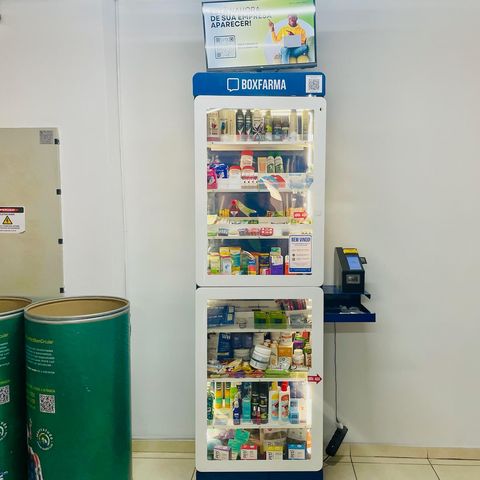 Apartamento à venda com 44m², 2 quartos e 1 vaga Apartamento à venda com 44m², 2 quartos e 1 vagaFarmácia