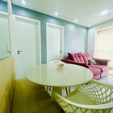 Apartamento à venda com 44m², 2 quartos e 1 vaga Apartamento à venda com 44m², 2 quartos e 1 vagaSala de Jantar