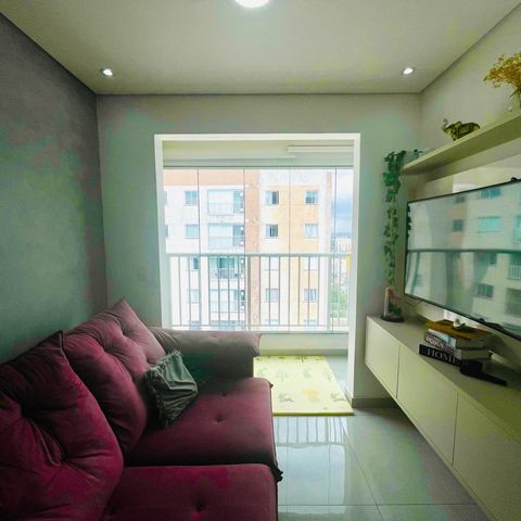 Apartamento à venda com 44m², 2 quartos e 1 vaga Apartamento à venda com 44m², 2 quartos e 1 vagaSala