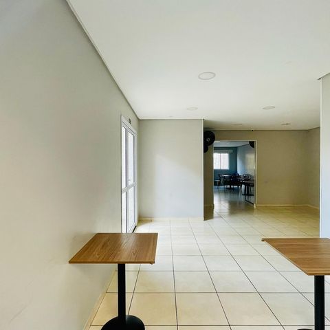Apartamento à venda com 44m², 2 quartos e 1 vaga Apartamento à venda com 44m², 2 quartos e 1 vagaSalão de Festas