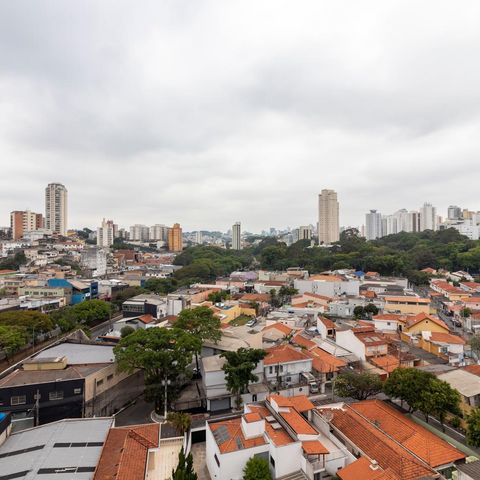 Apartamento à venda com 53m², 2 quartos e 1 vaga Apartamento à venda com 53m², 2 quartos e 1 vagaCobertura - Vista