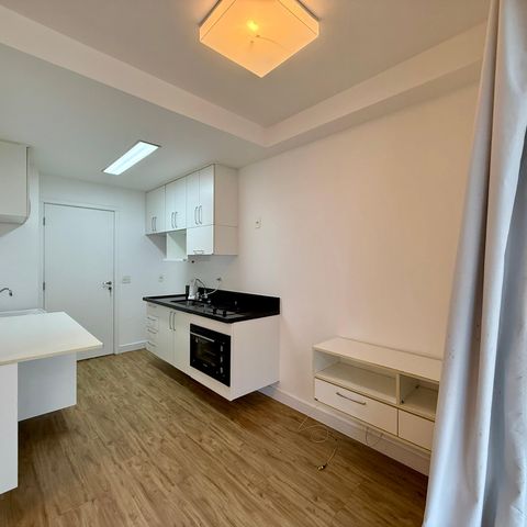 Studio para alugar com 33m², 0 quarto e 1 vaga Studio para alugar com 33m², 0 quarto e 1 vagaSala/Quarto