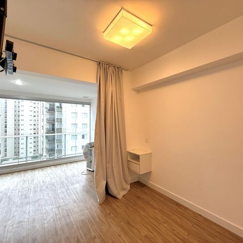 Studio para alugar com 33m², 0 quarto e 1 vaga Studio para alugar com 33m², 0 quarto e 1 vagaSala/Quarto