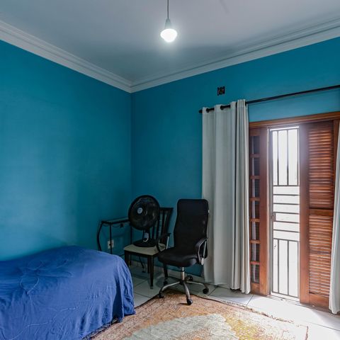 Casa à venda com 240m², 3 quartos e 5 vagas Casa à venda com 240m², 3 quartos e 5 vagasQuarto 1
