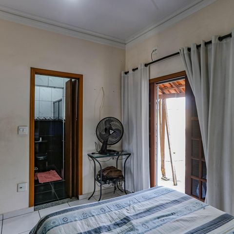 Casa à venda com 240m², 3 quartos e 5 vagas Casa à venda com 240m², 3 quartos e 5 vagasSuite 1