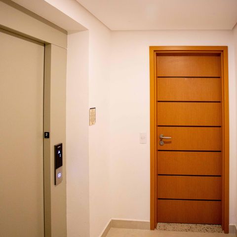 Apartamento à venda com 130m², 3 quartos e 3 vagasHall de entrada