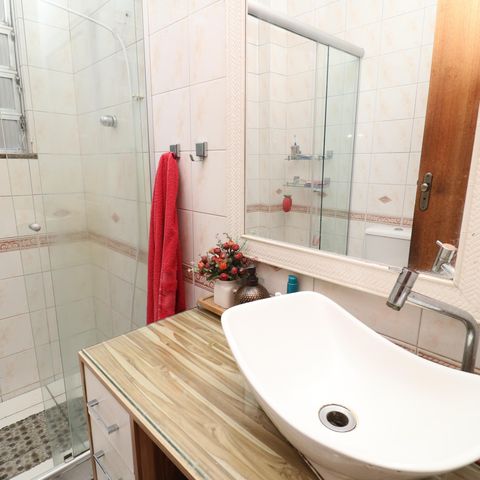 Casa à venda com 180m², 6 quartos e 1 vagaBanheiro Social 2