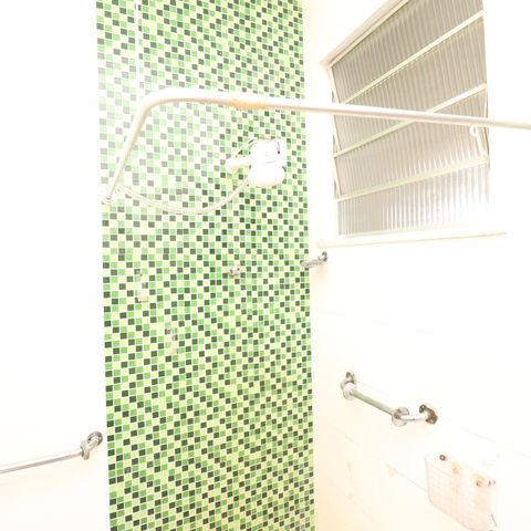Casa à venda com 180m², 6 quartos e 1 vagaBanheiro Social 1