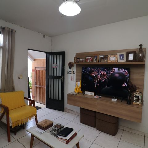 Casa à venda com 180m², 6 quartos e 1 vagaSala 2
