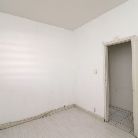 Casa à venda com 180m², 6 quartos e 1 vagaQuarto 1