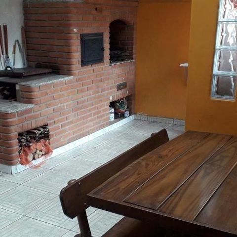 Casa à venda com 237m², 3 quartos e 5 vagas