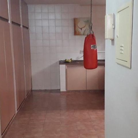 Casa à venda com 237m², 3 quartos e 5 vagas
