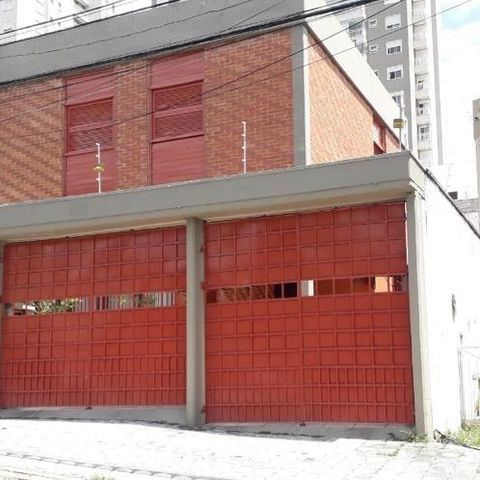Casa à venda com 237m², 3 quartos e 5 vagas