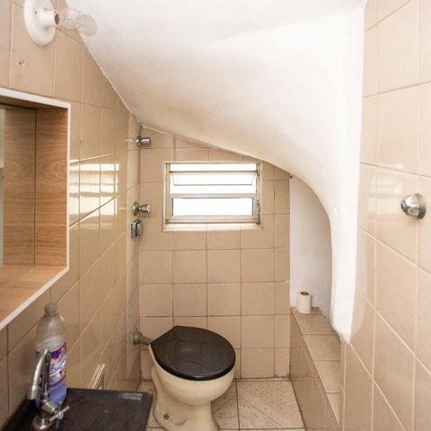 Casa para alugar com 319m², 6 quartos e 1 vagaLavabo
