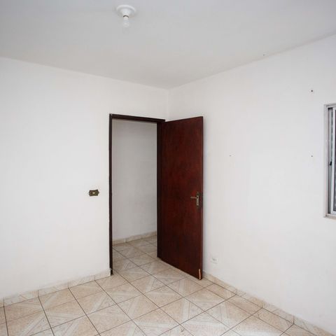 Casa para alugar com 319m², 6 quartos e 1 vagaQuarto 2