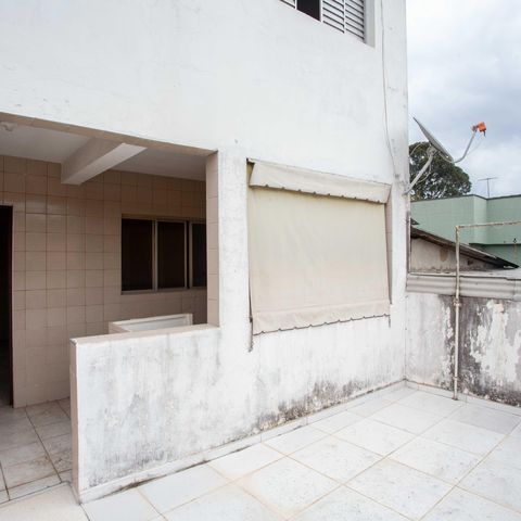 Casa para alugar com 319m², 6 quartos e 1 vagaSacada