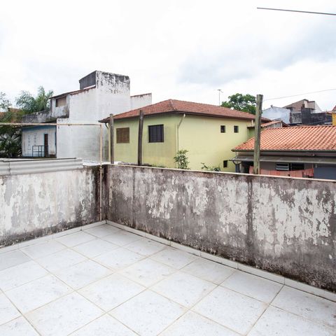 Casa para alugar com 319m², 6 quartos e 1 vagaSacada