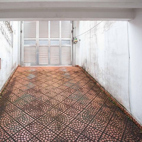 Casa para alugar com 319m², 6 quartos e 1 vagaGaragem