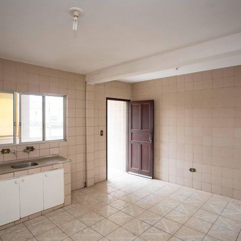 Casa para alugar com 319m², 6 quartos e 1 vagaCozinha