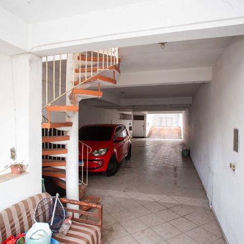 Casa para alugar com 319m², 6 quartos e 1 vagaÁrea comum