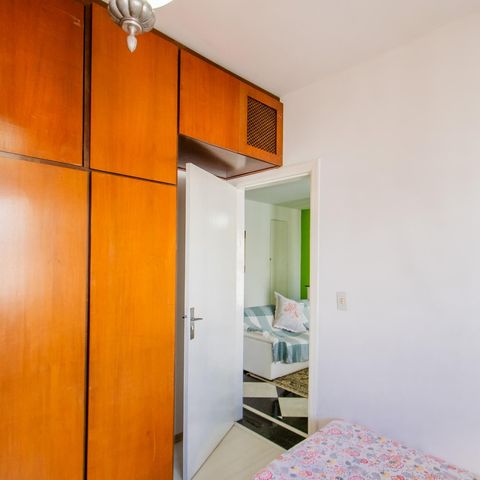 Casa à venda com 850m², 3 quartos e 10 vagas Casa à venda com 850m², 3 quartos e 10 vagasQuarto 1