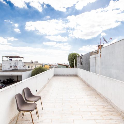 Casa à venda com 850m², 3 quartos e 10 vagas Casa à venda com 850m², 3 quartos e 10 vagasÁrea externa