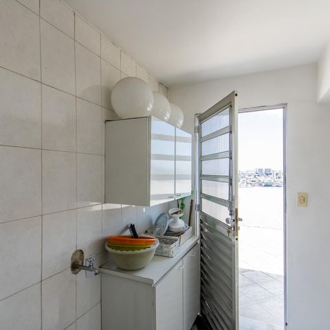 Casa à venda com 850m², 3 quartos e 10 vagas Casa à venda com 850m², 3 quartos e 10 vagasÁrea de Serviço
