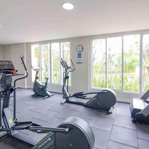 Apartamento à venda com 77m², 3 quartos e 2 vagas Apartamento à venda com 77m², 3 quartos e 2 vagasÁrea comum - Academia