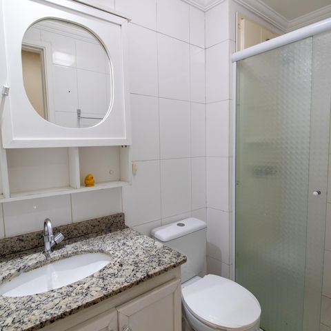 Apartamento à venda com 77m², 3 quartos e 2 vagas Apartamento à venda com 77m², 3 quartos e 2 vagasBanheiro