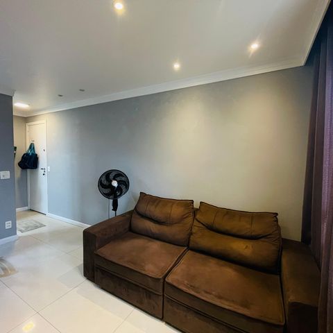 Apartamento à venda com 45m², 2 quartos e 1 vaga Apartamento à venda com 45m², 2 quartos e 1 vagaSala