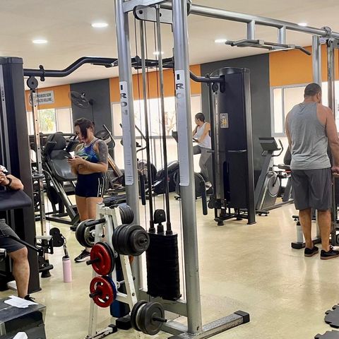 Apartamento à venda com 45m², 2 quartos e 1 vaga Apartamento à venda com 45m², 2 quartos e 1 vagaÁrea comum - Academia