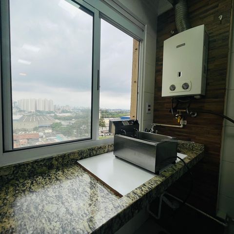 Apartamento à venda com 45m², 2 quartos e 1 vaga Apartamento à venda com 45m², 2 quartos e 1 vagaÁrea de Serviço