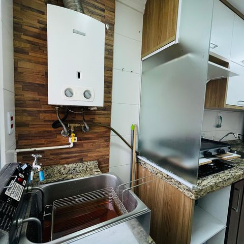 Apartamento à venda com 45m², 2 quartos e 1 vaga Apartamento à venda com 45m², 2 quartos e 1 vagaÁrea de Serviço