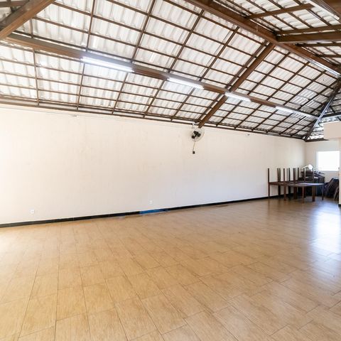Apartamento à venda com 68m², 3 quartos e 1 vaga Apartamento à venda com 68m², 3 quartos e 1 vagaÁrea comum - Salão de festas