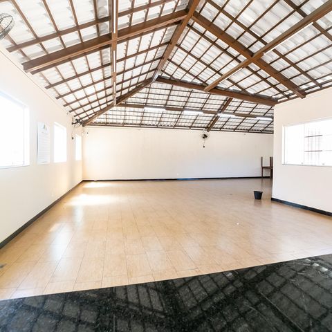 Apartamento à venda com 68m², 3 quartos e 1 vaga Apartamento à venda com 68m², 3 quartos e 1 vagaÁrea comum - Salão de festas